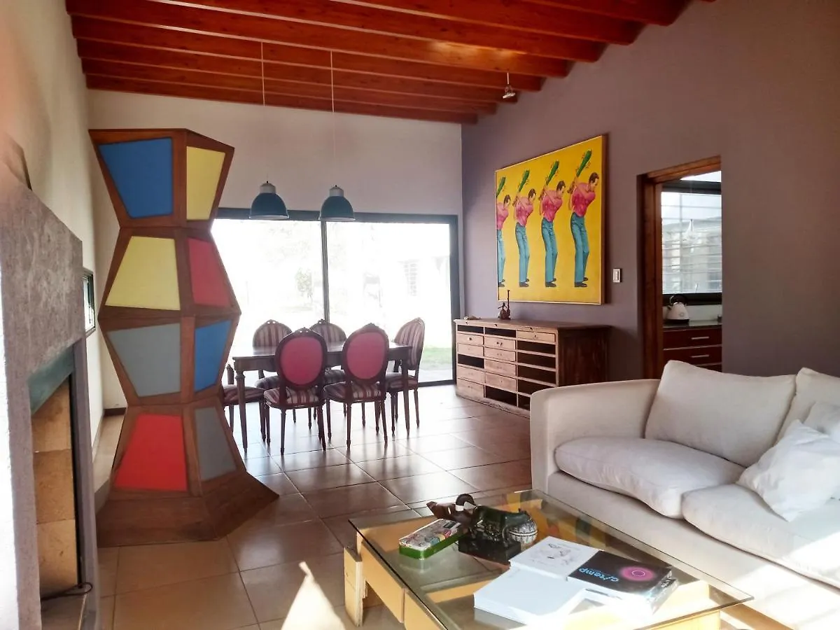 Homestay Tres Seis Tres Cnco Bed & Breakfast Mendoza Argentina