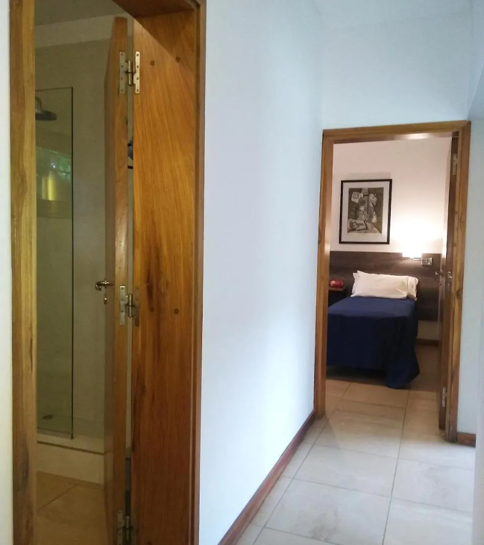 Tres Seis Tres Cnco Bed & Breakfast Mendoza Homestay